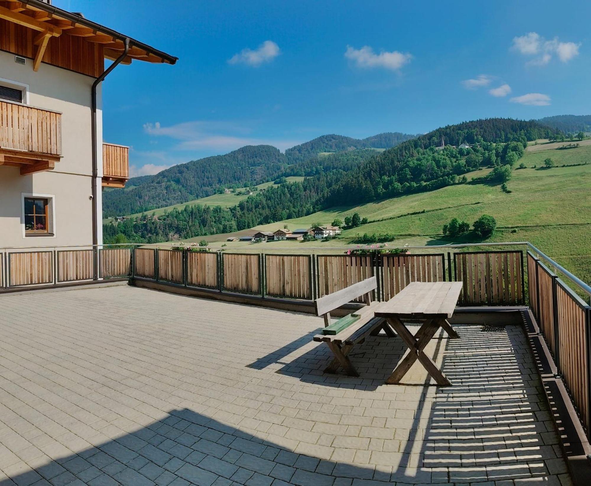 Planerhof Apartment Lilie Funes  Esterno foto